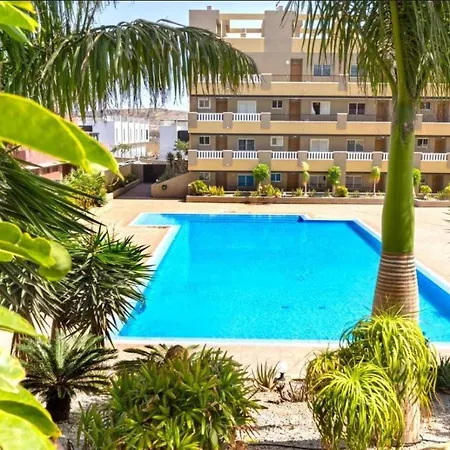 Sandra La Perla Apartment